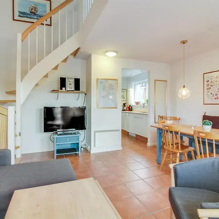 Guthir - 1-2km From The Sea By Interhome Blåvand