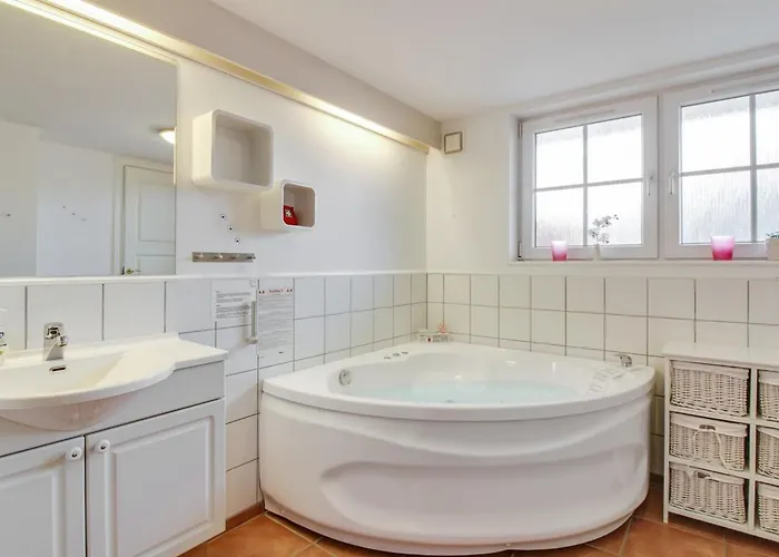 公寓 Guthir - 1-2km From The Sea By Interhome *